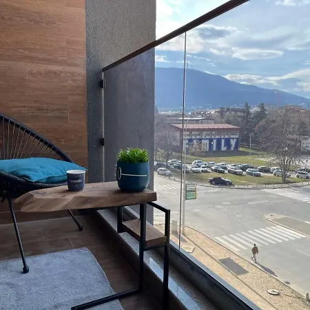 Porta Leks Apartment, Self Check-In, Own Parking Szkopje Kültér fotó