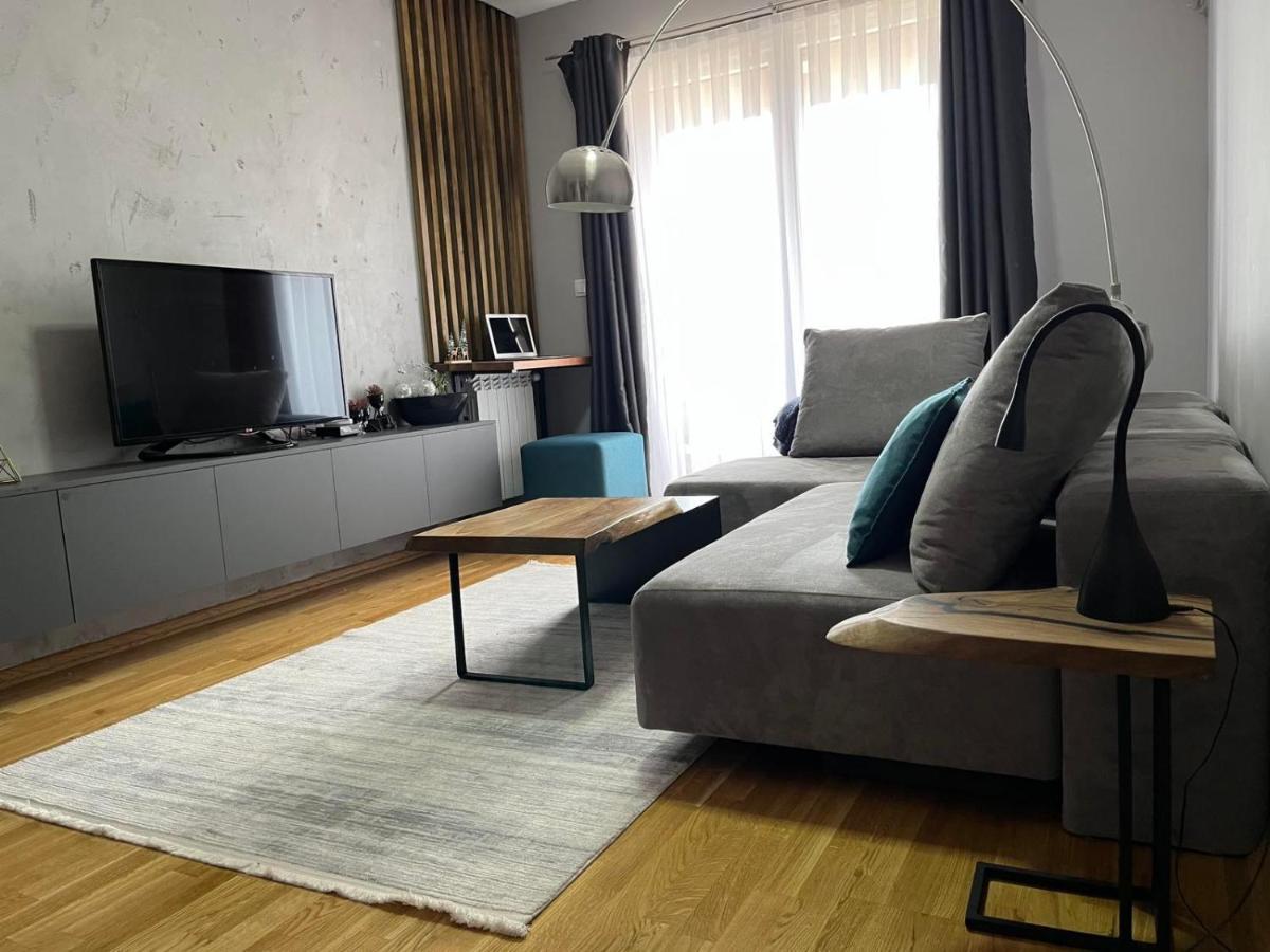 Porta Leks Apartment, Self Check-in, Own Parking Apartman