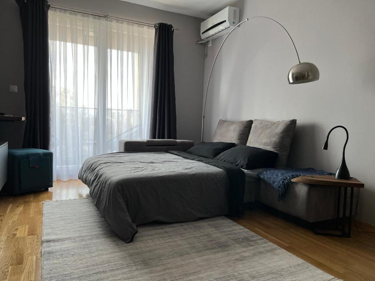 Porta Leks Apartment, Self Check-in, Own Parking Szkopje