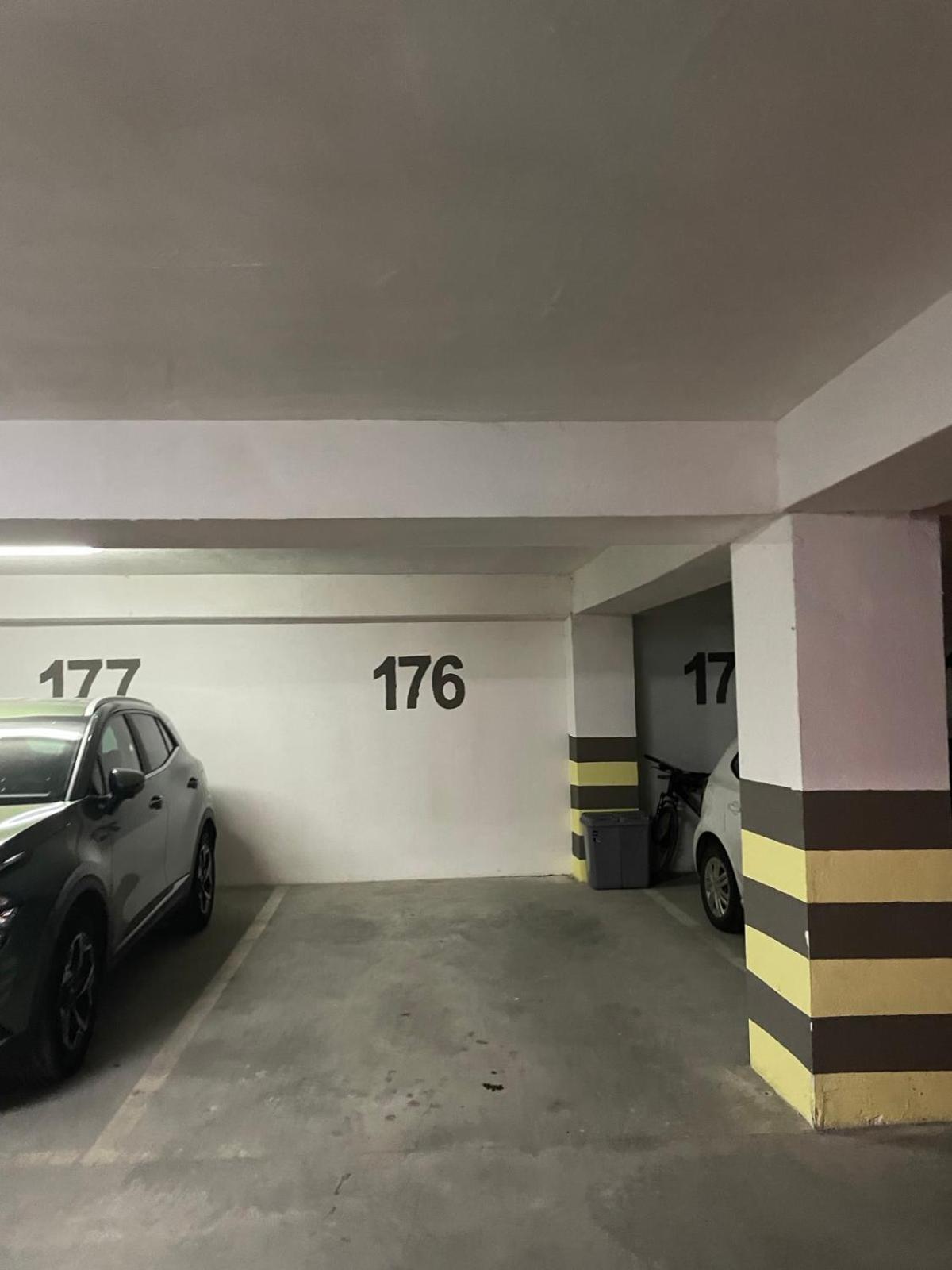 Porta Leks Apartment, Self Check-in, Own Parking Apartman Szkopje